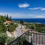 Maria's Sea View Мусата