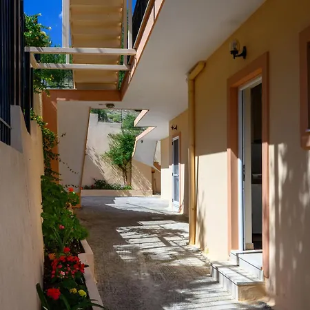 Maria's Sea View Мусата