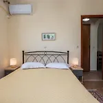 Maria's Sea View Apartment *