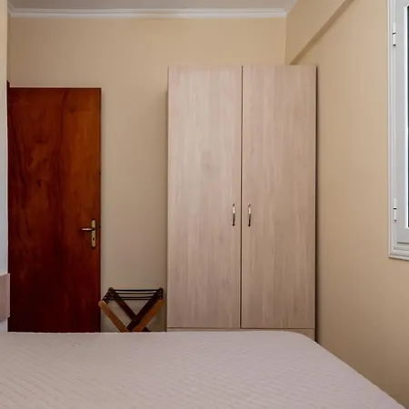 Maria's Sea View Apartament *