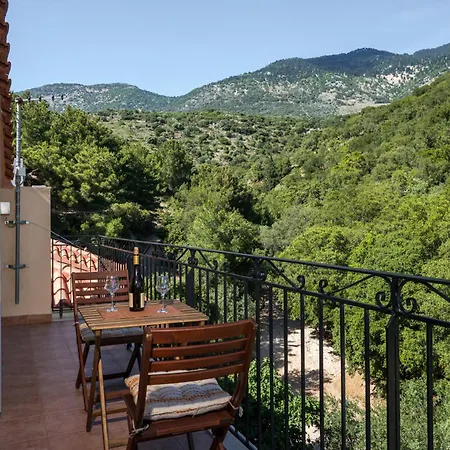 Maria's Sea View Apartament *